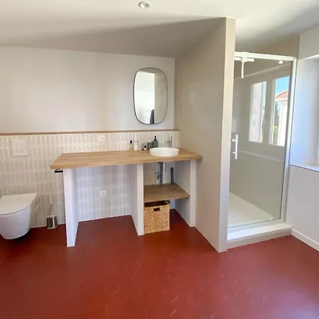 Apartment Duplex 40m2 Proche Et Port Carqueiranne